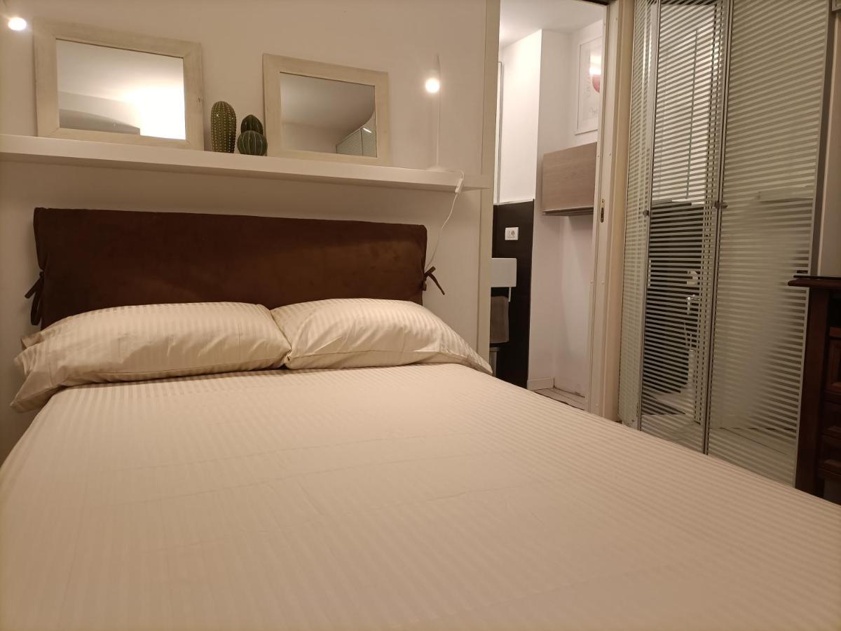 Be My Guest In Citta' Alta Charme&Relax Apartment Bergamo Bagian luar foto